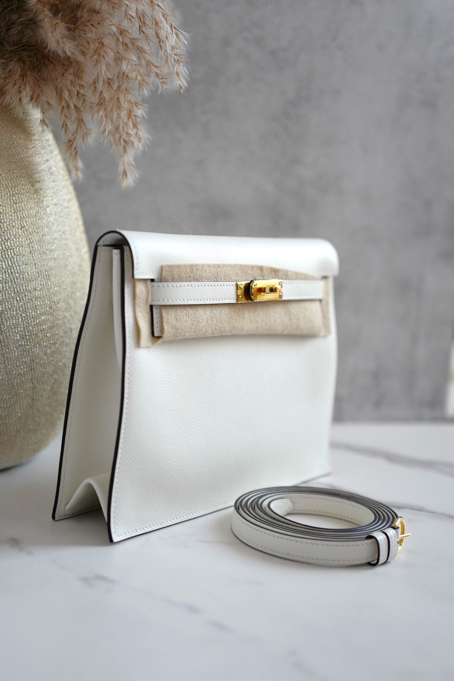 Hermès Kelly Danse Blanc Verso Kraft Gold Hardware W Stamp