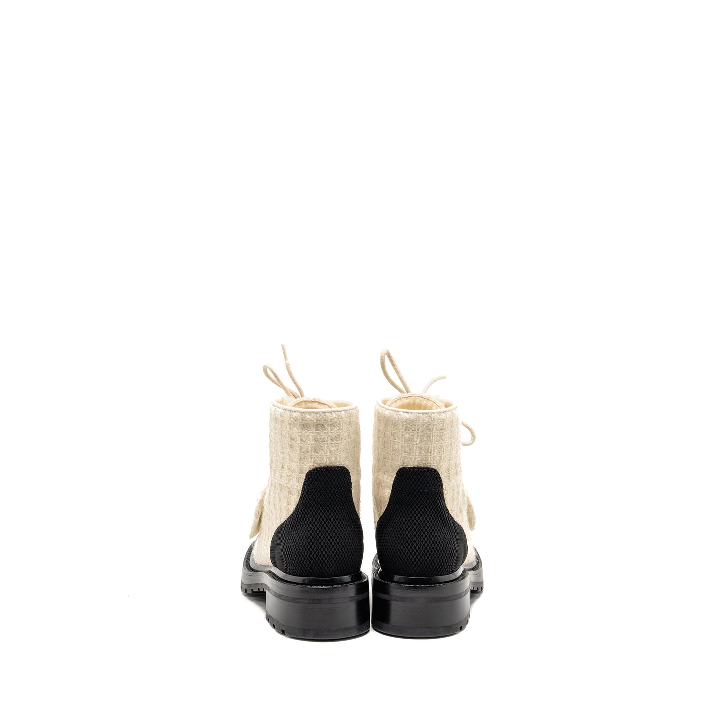 Chanel Size 36.5 22K Lace-Ups Wool Tweed/Fabric Ivory/Black GHW
