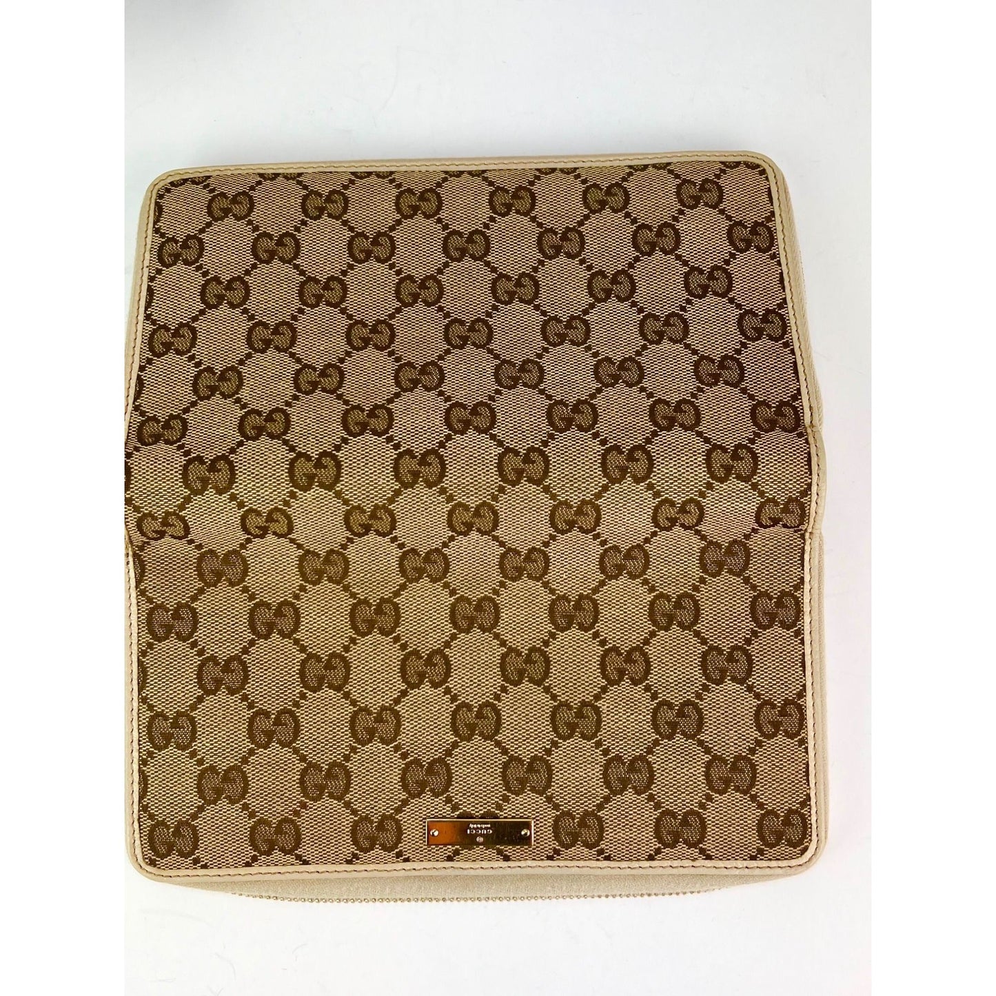 Gucci GG Logo Beige Zip Around Wallet