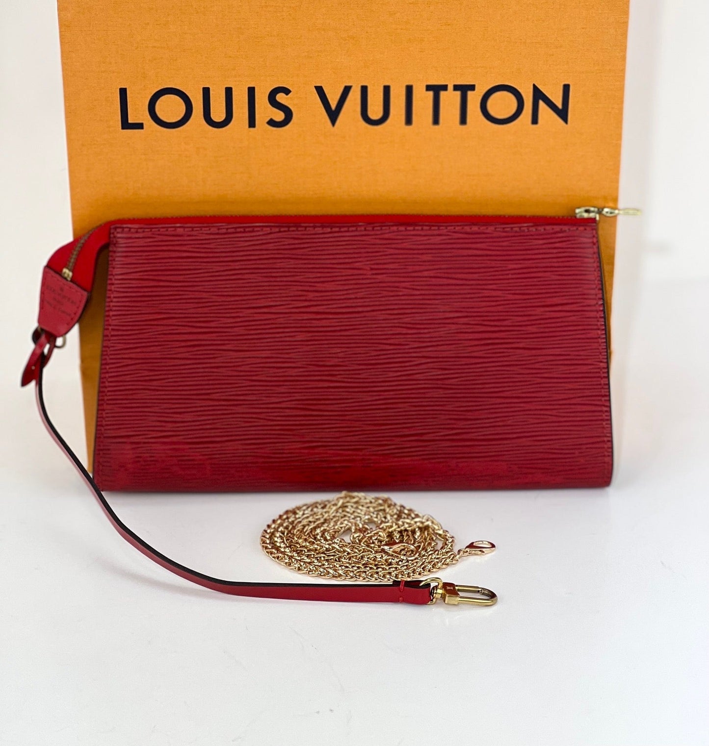 Louis Vuitton Epi 24 Pochette