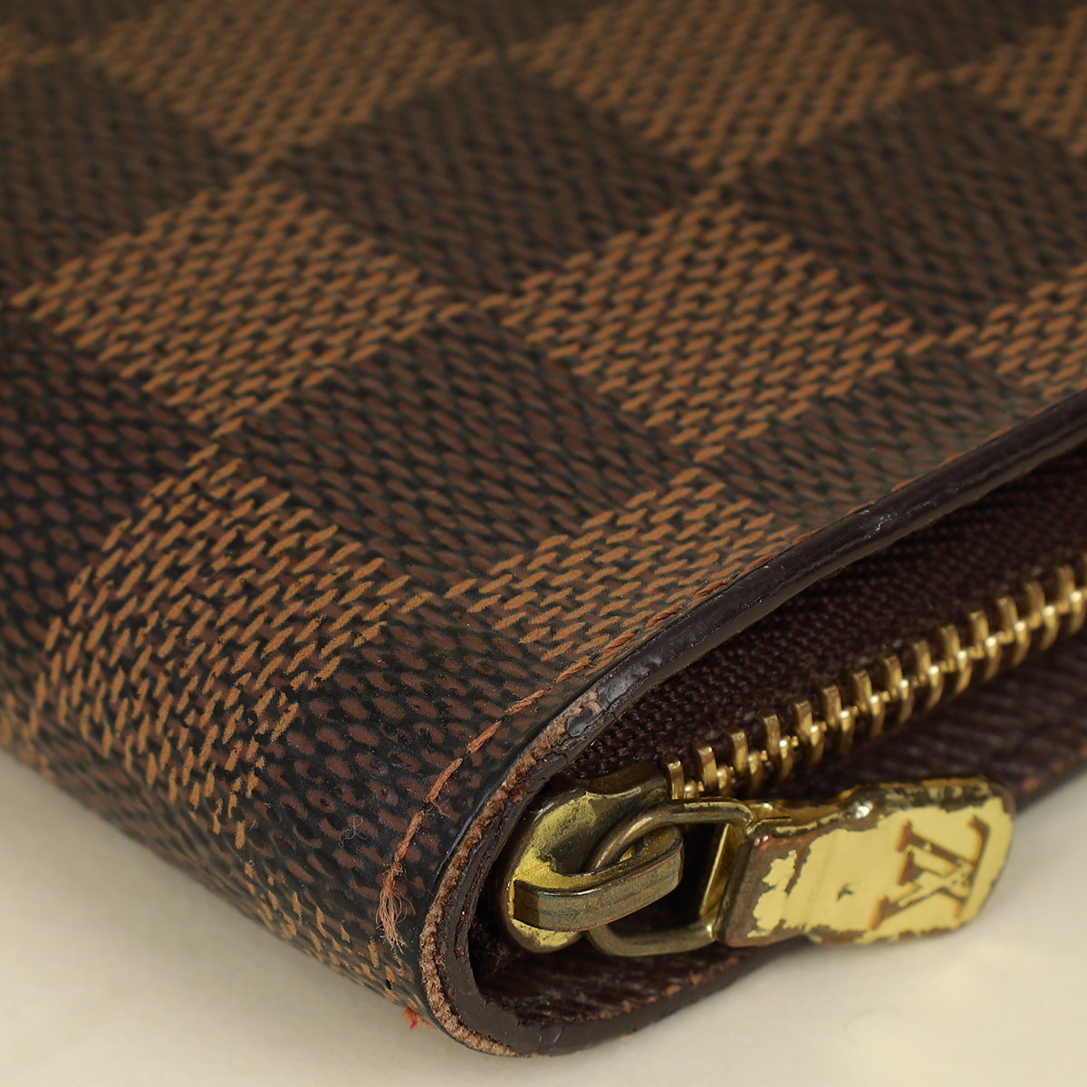 Louis Vuitton Damier Ebene Zippy Wallet