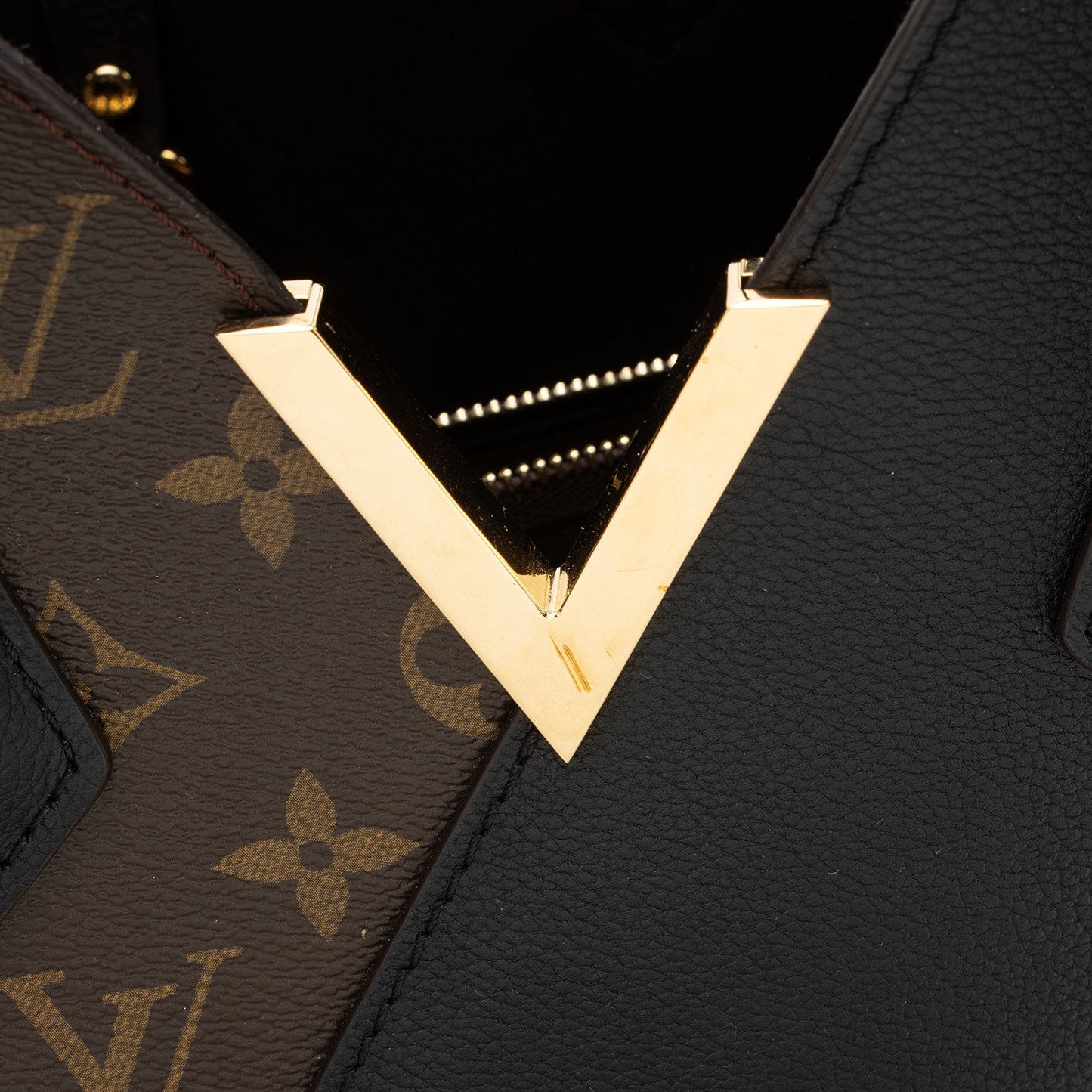 Louis Vuitton Monogram Canvas Kimono Tote (SHF-sLhnlU)