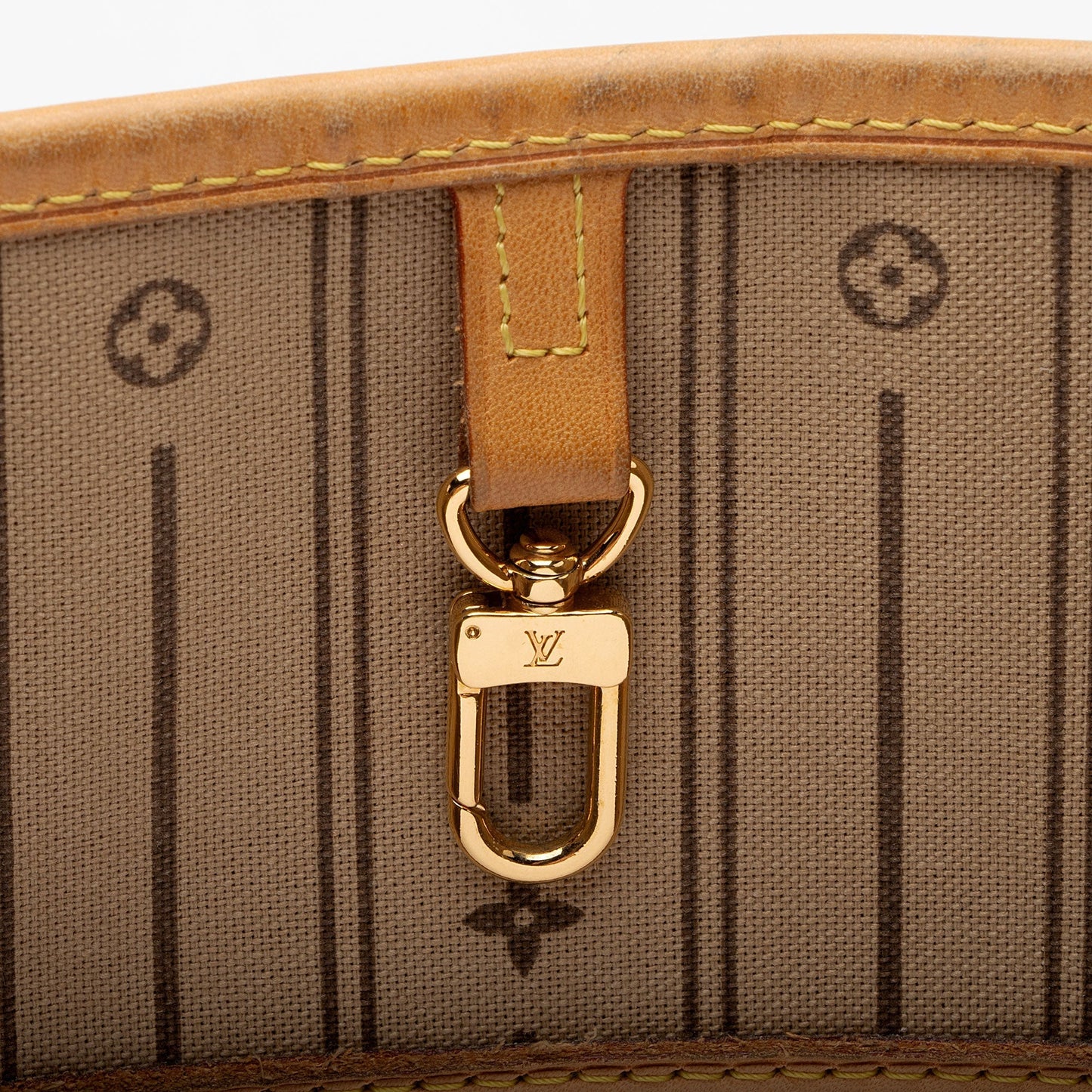 Louis Vuitton Monogram Canvas Neverfull MM Tote (SHF-kQzrek)