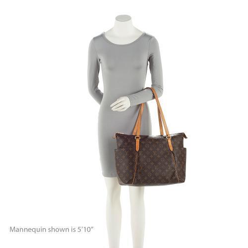 Louis Vuitton Monogram Canvas Totally MM Tote (SHF-IySz5R)