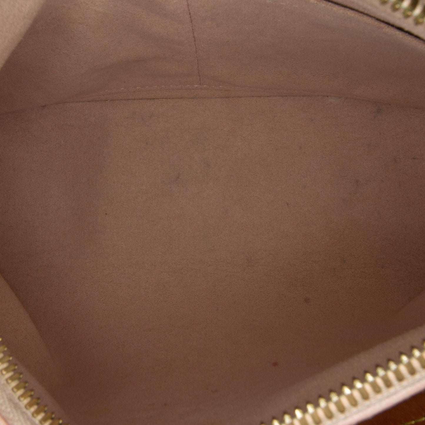 Louis Vuitton Monogram V Tote BB (SHG-W7SKD1)