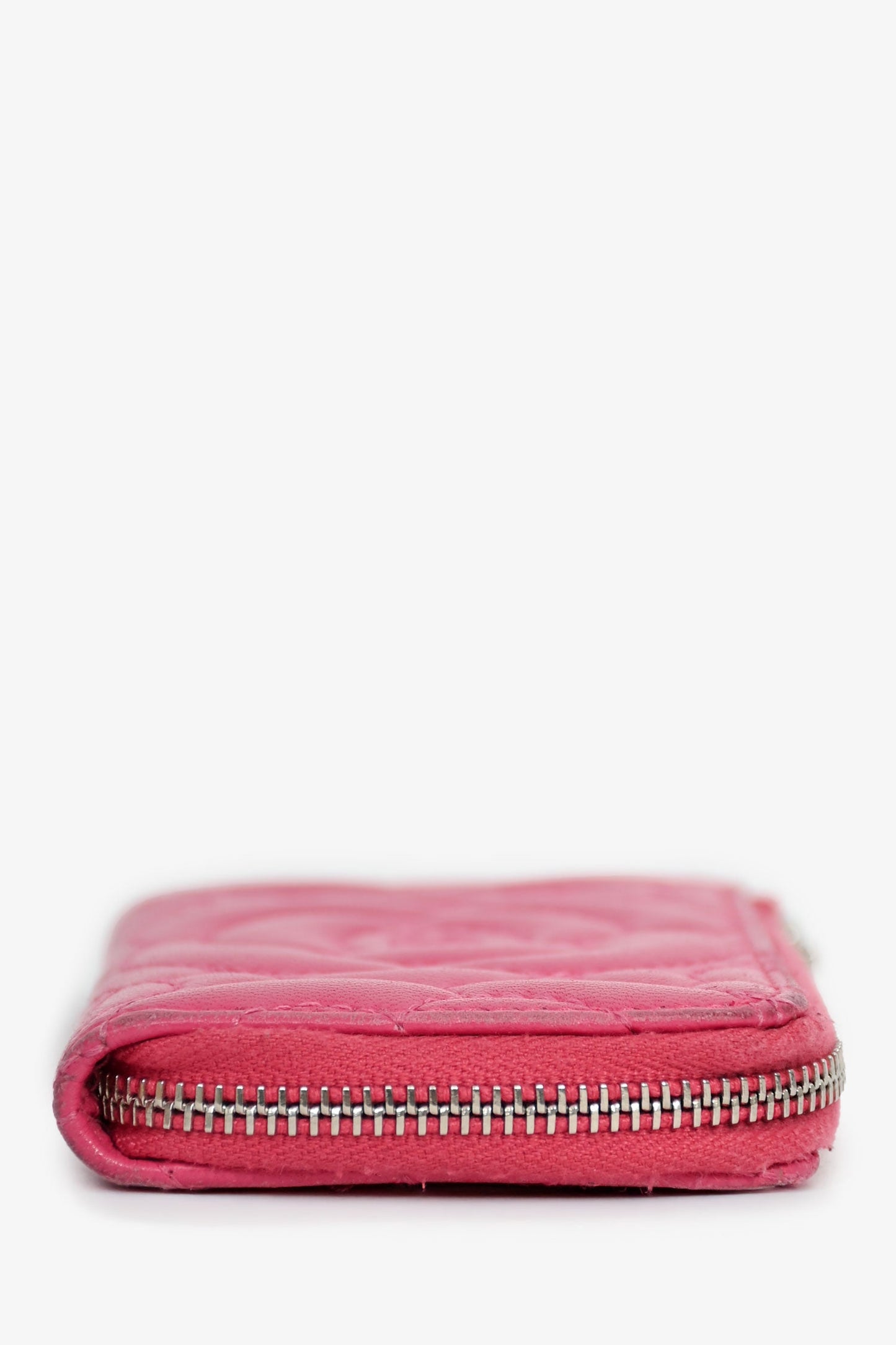 Pre-Loved Chanel™ 2017-18 Hot Pink Camellia Flower Key Ring Card Holder