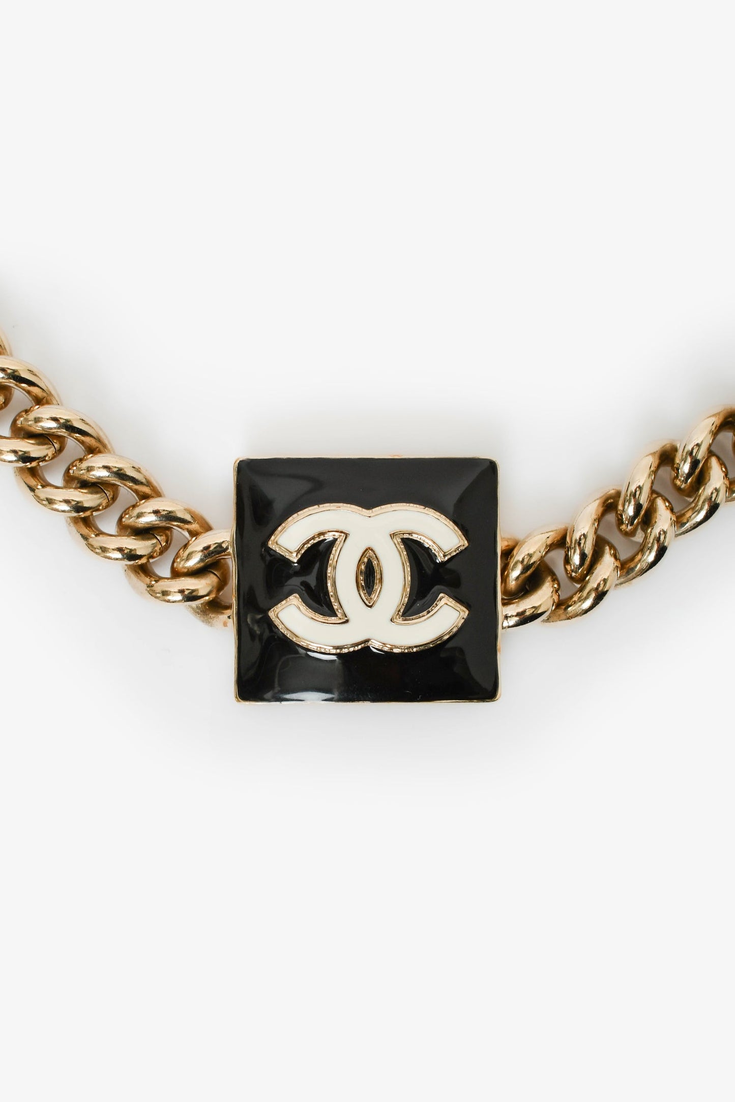 Pre-Loved Chanel™ 2022 Gold Toned/Black Enamel CC Choker Necklace