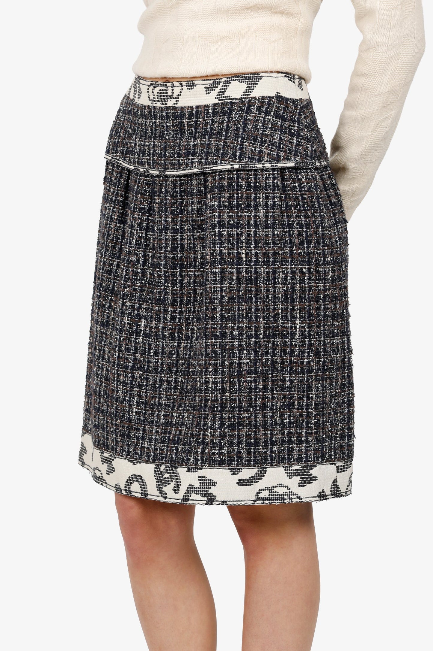 Pre-Loved Chanel™ 06P Grey Tweed CC Logo Camellia Trim Midi Skirt Size 38