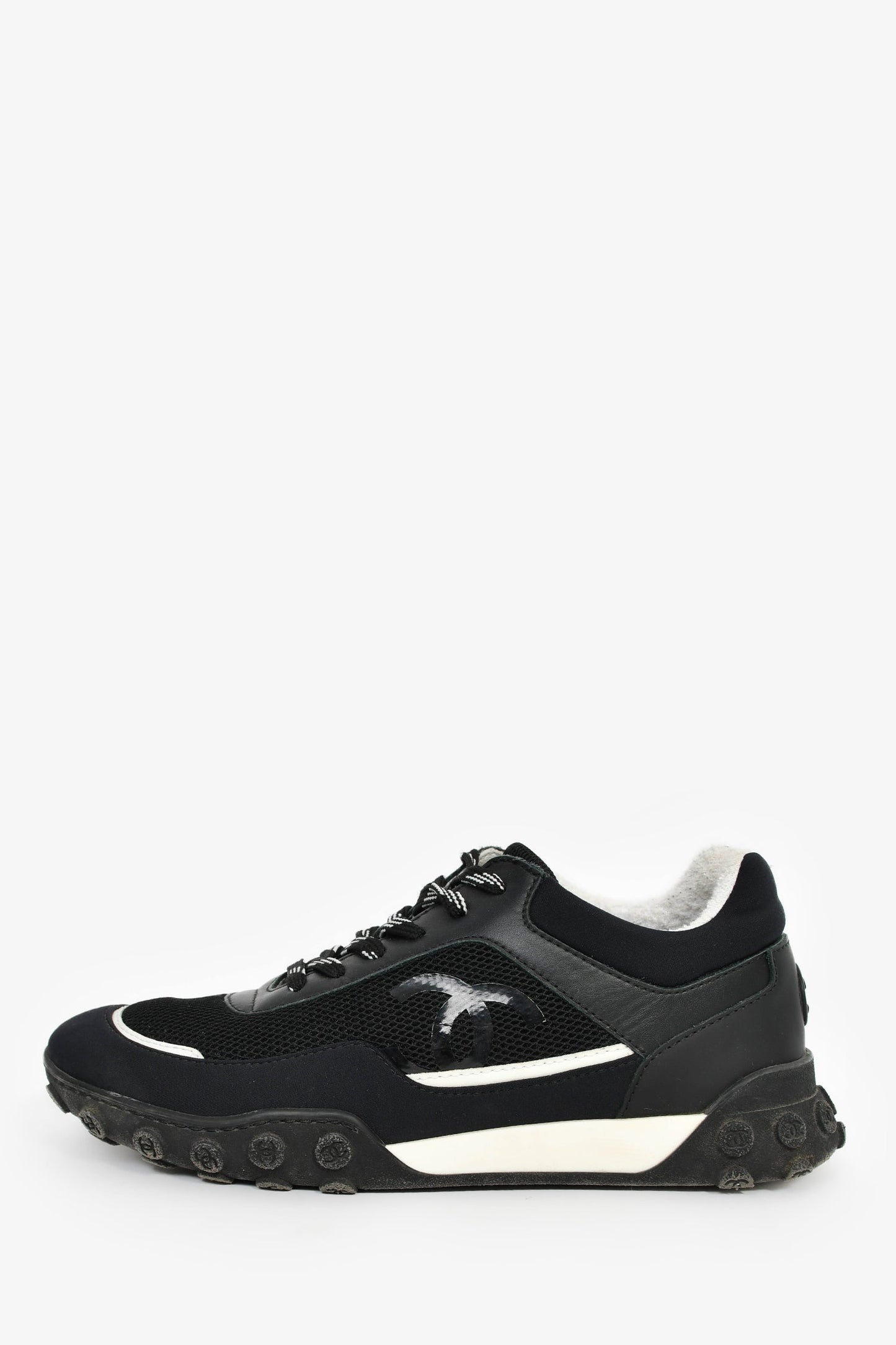 Pre-Loved Chanel™ Black Leather/Mesh Sneakers Size 36.5