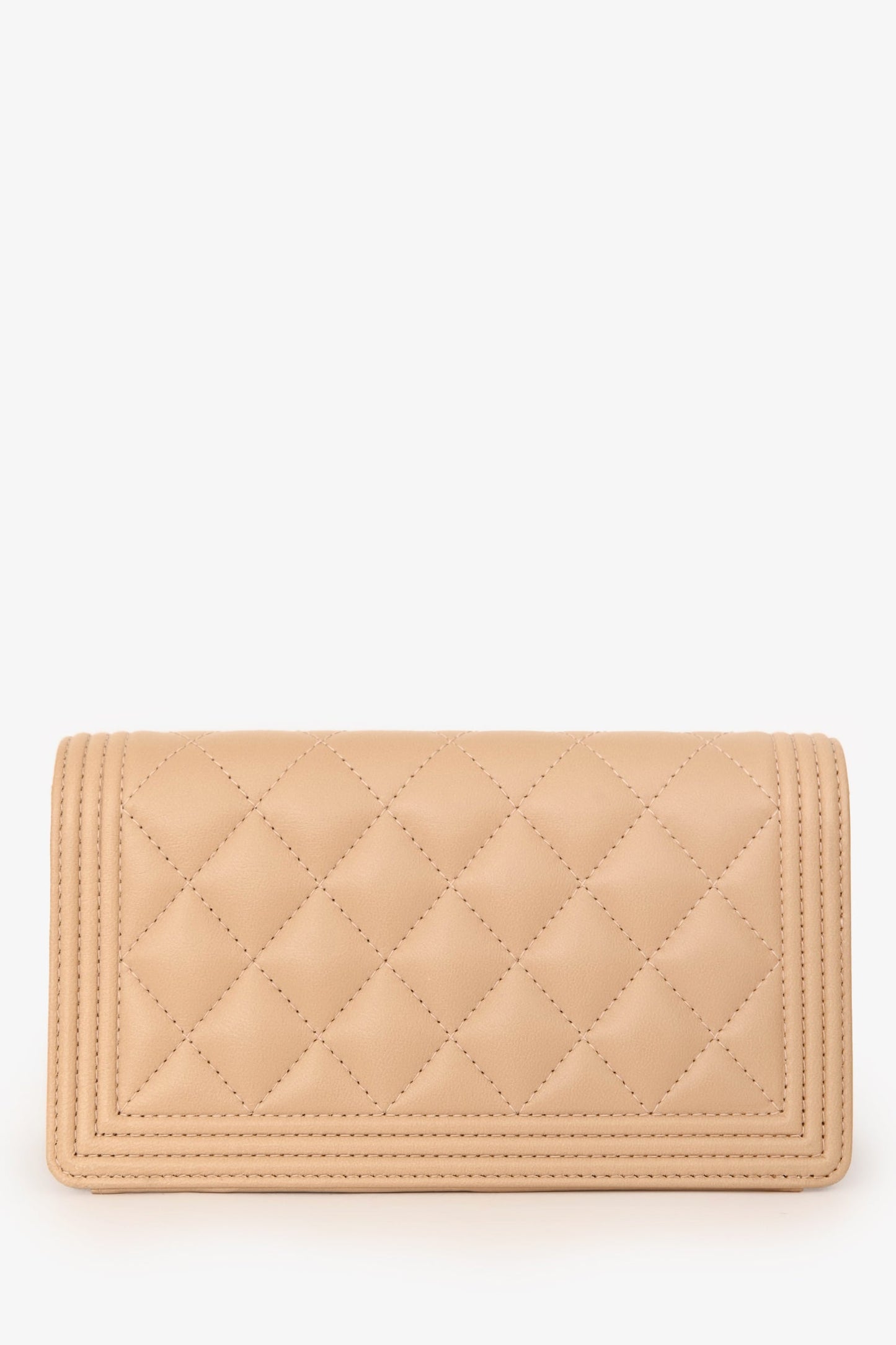 Pre-Loved Chanel™ 2016-17 Beige Lambskin Boy Bi-Fold Wallet