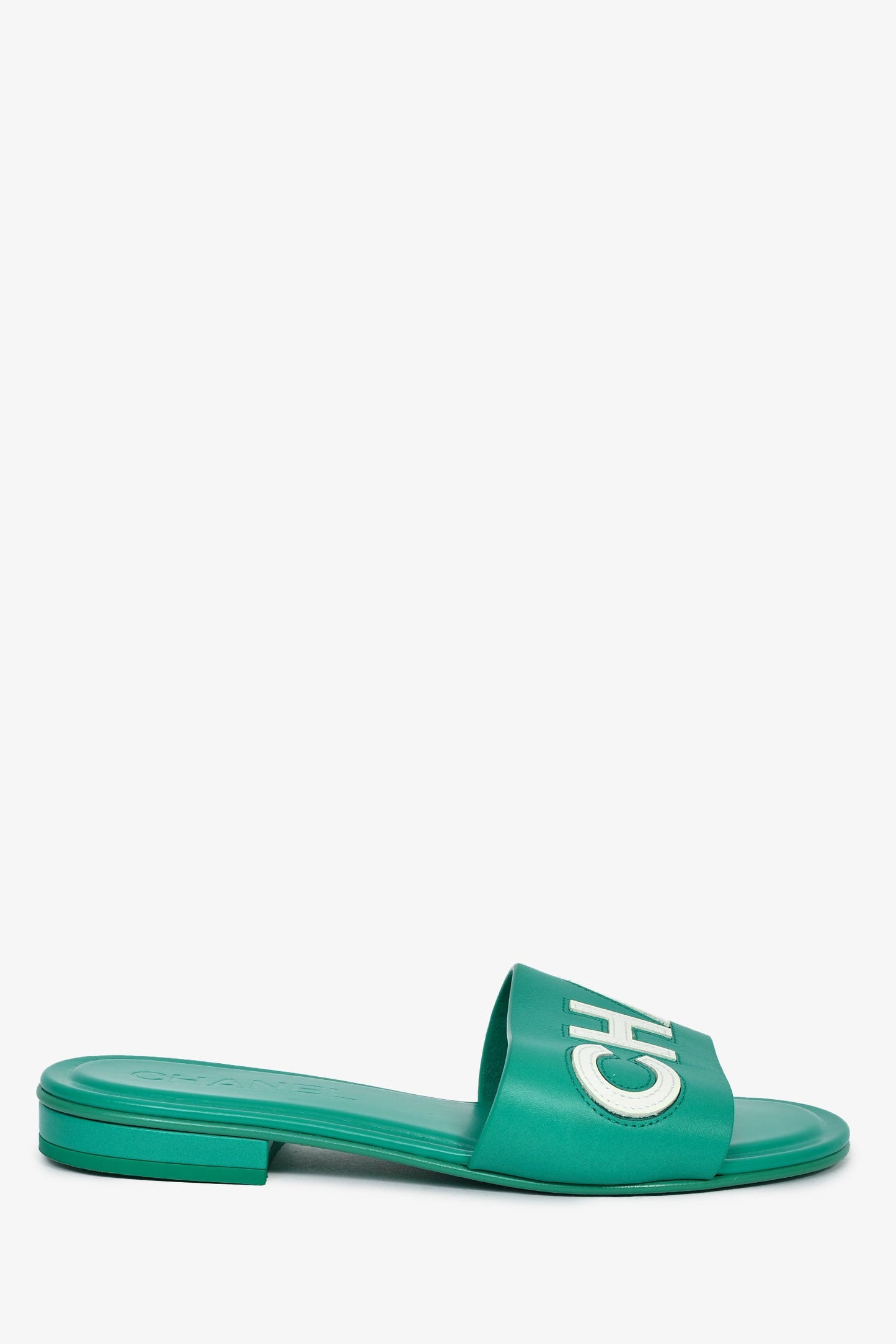 Pre-Loved Chanel™ 2023 Green Leather CHA-NEL Mules Sandal Size 36.5