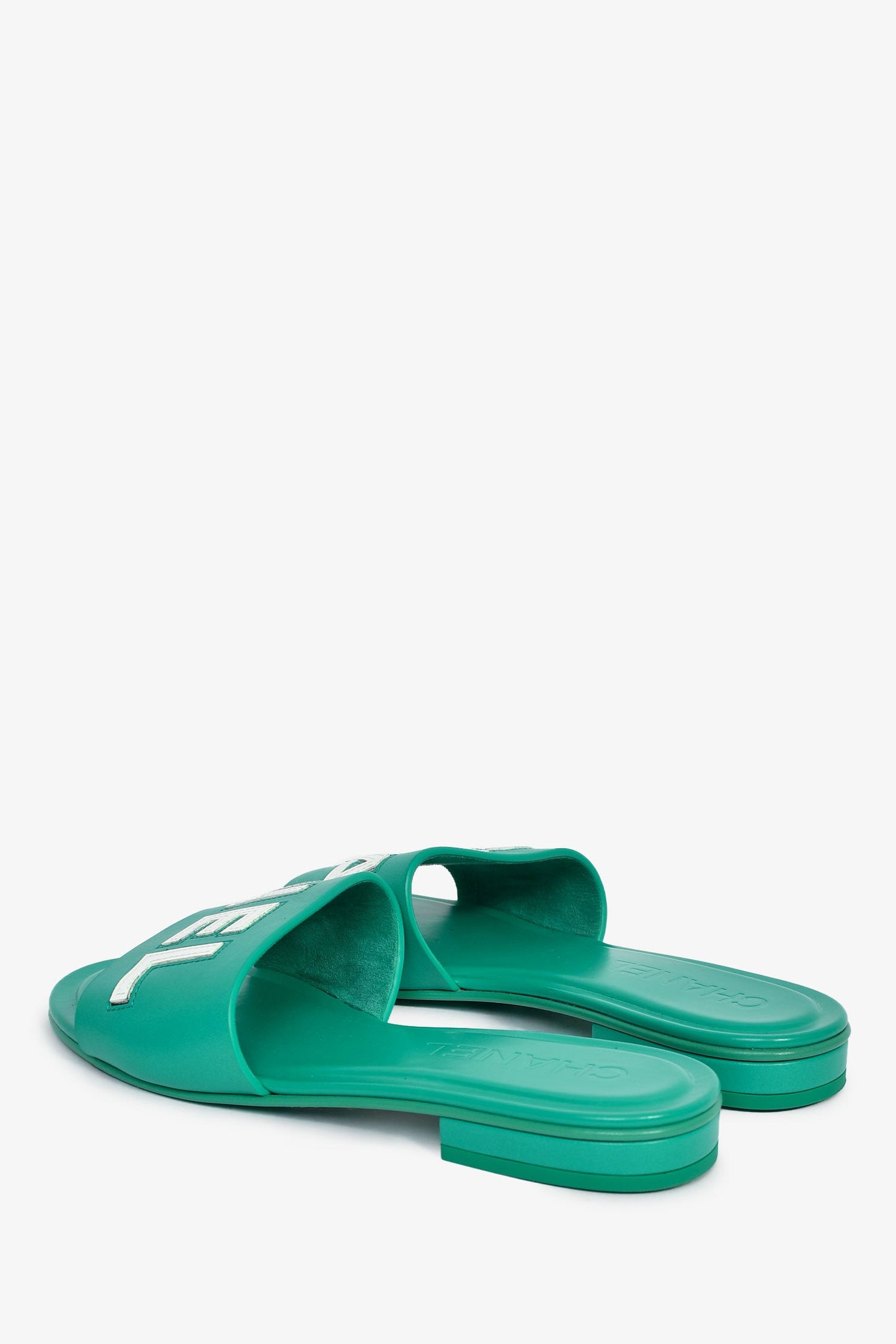 Pre-Loved Chanel™ 2023 Green Leather CHA-NEL Mules Sandal Size 36.5