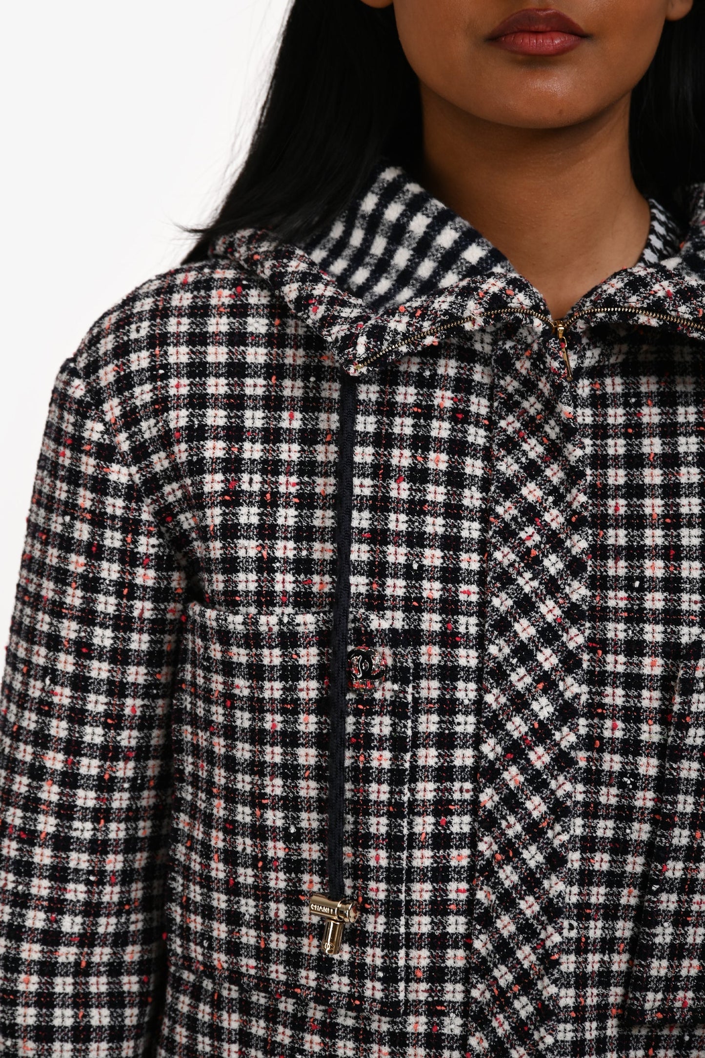 Pre-Loved Chanel™ 2014 White/Black Wool Check Hooded Jacket Size 36