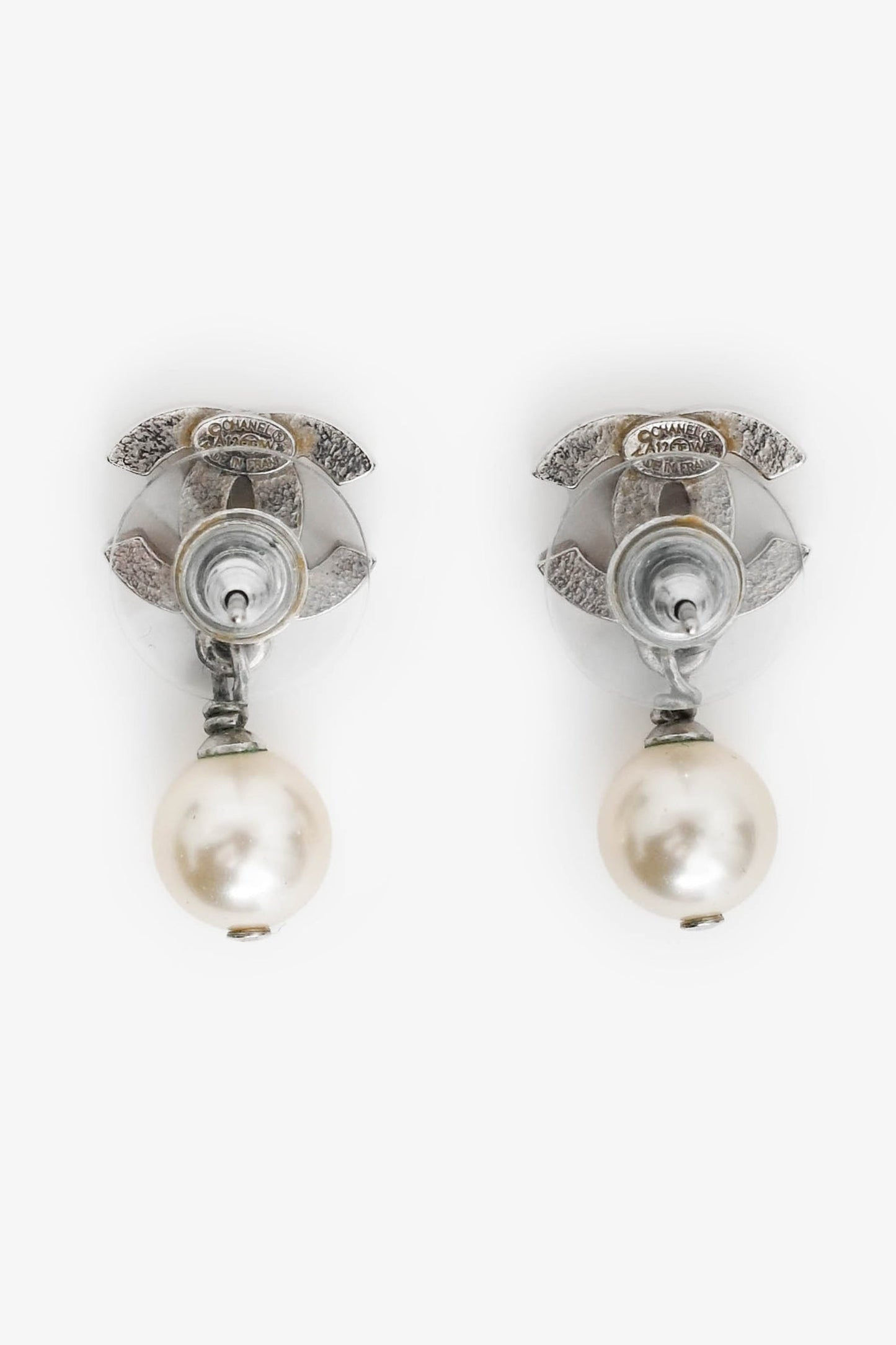 Pre-Loved Chanel™ 2012 Silver Tone CC Logo Drop Pearls Earrings