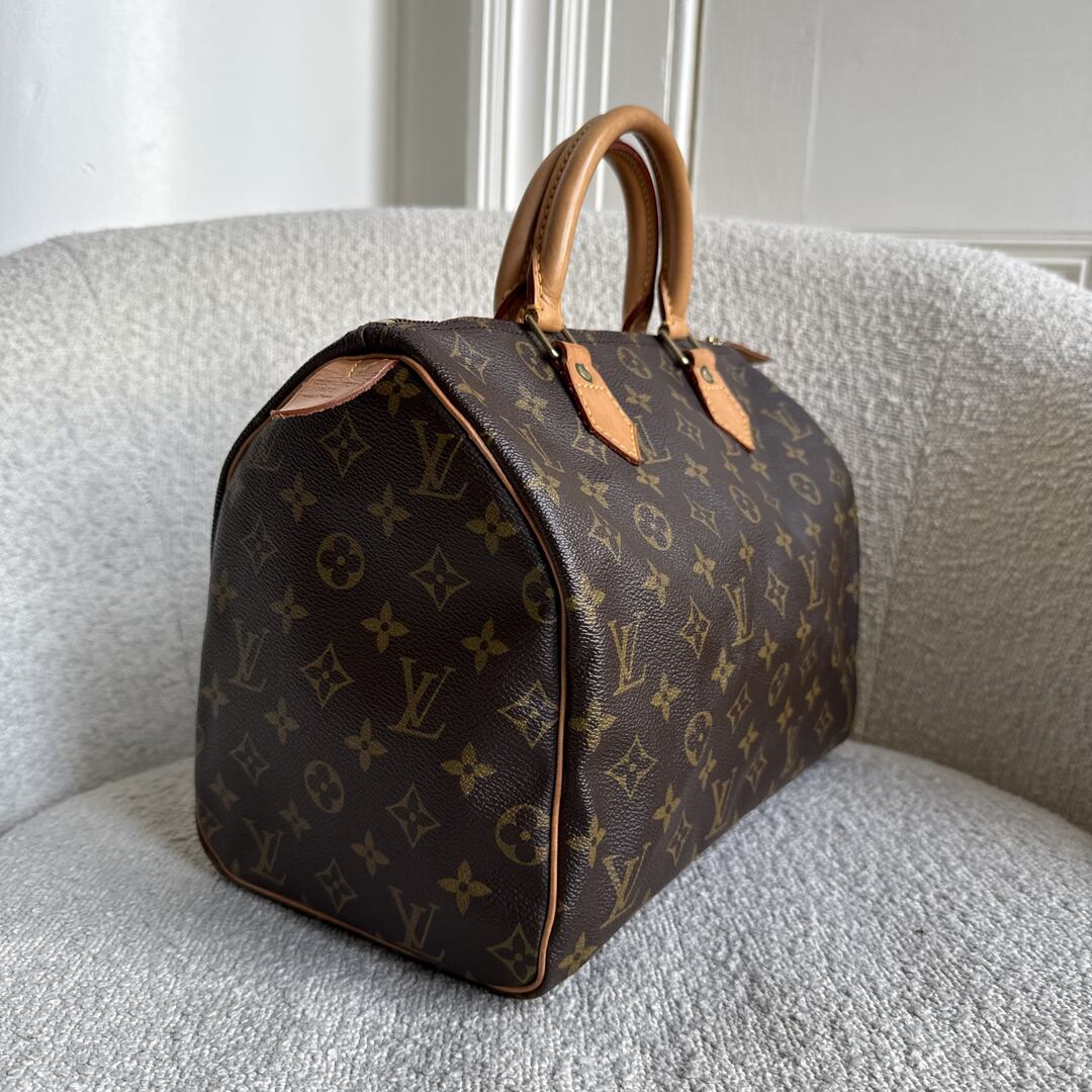 Louis Vuitton Monogram Speedy 30 Handbag