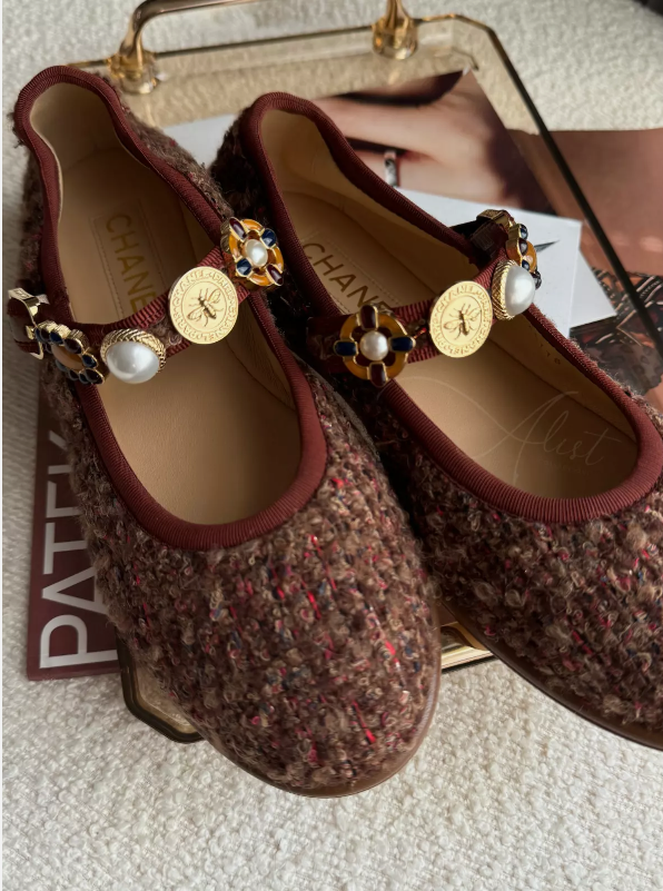 Chanel 24A Metier D’art Jane Tweed Wool Flats with Charms in Red/Brown/Blue BNIB