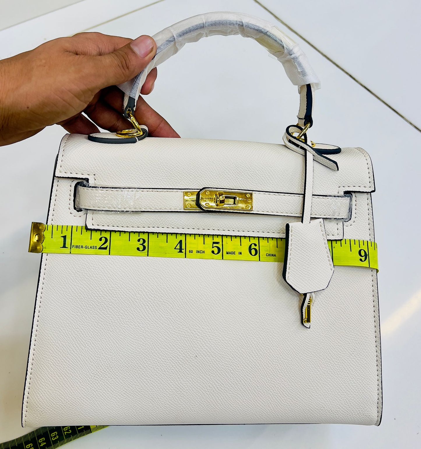 HERMÈS Medium Size Women Bag – Premium Quality (Brown)