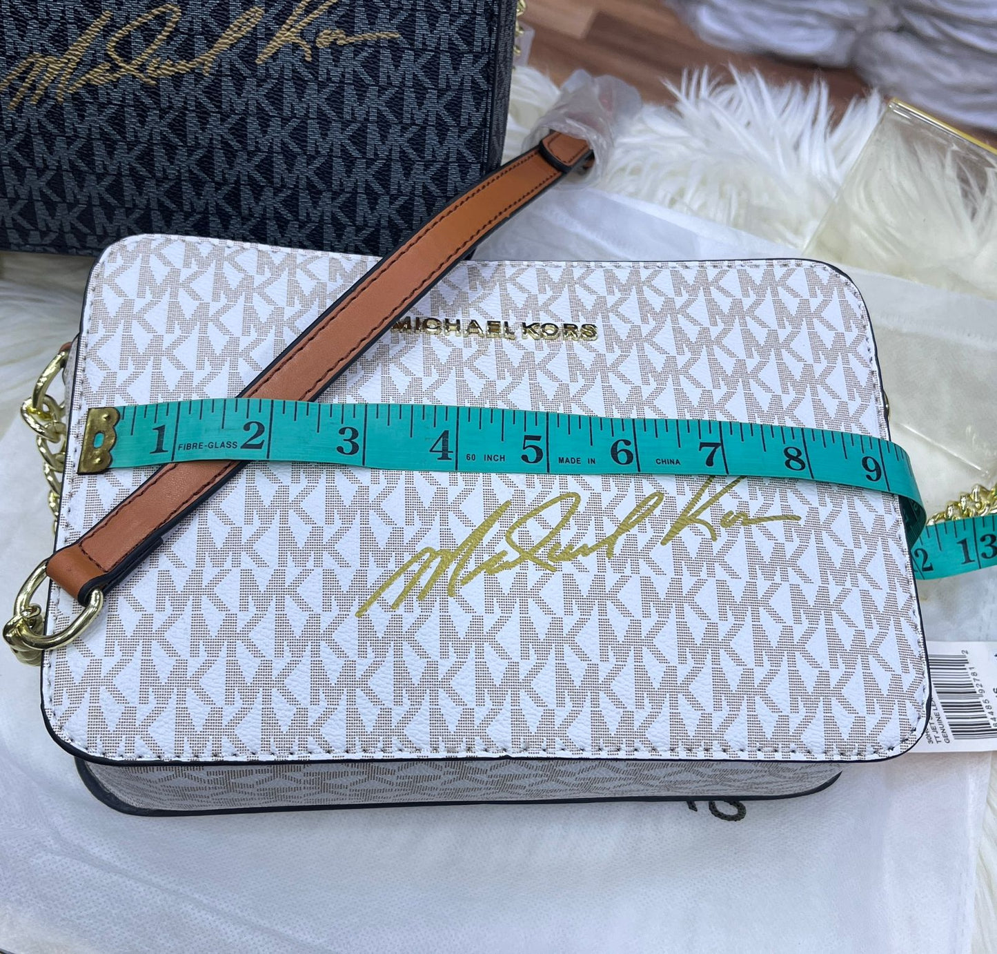 MICHAEL KORS JET SET MEDIUM LOGO SIGNATURE CROSSBODY BAG – Women Bag (Off White)