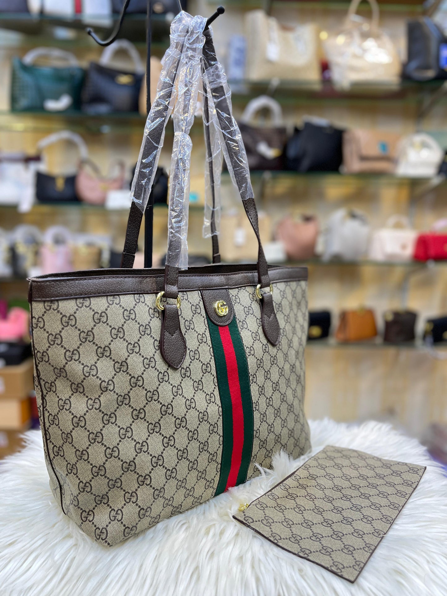 GUCCI OPHIDIA LARGE TOTE – Women Bag | GG Supreme Canvas & Leather Trim (Chocolate Beige)