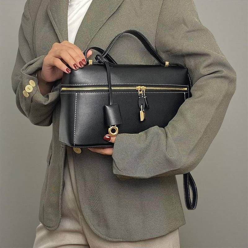 LORO PIANA EXTRA BAG L27 – Women Bag | Smooth Calfskin Luxury Shoulder Bag (Black)