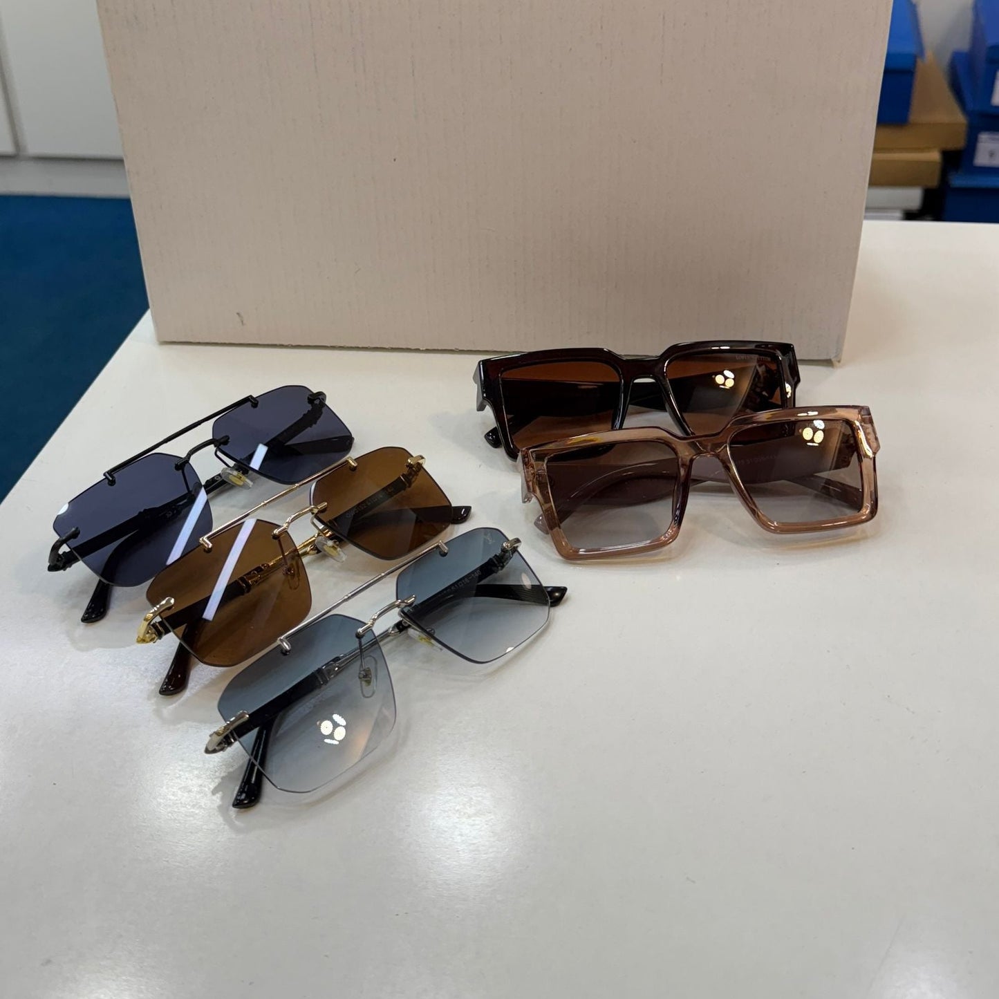 Louis Vuitton Branded Sunglasses – Luxury Unisex with Brand Box Case-7