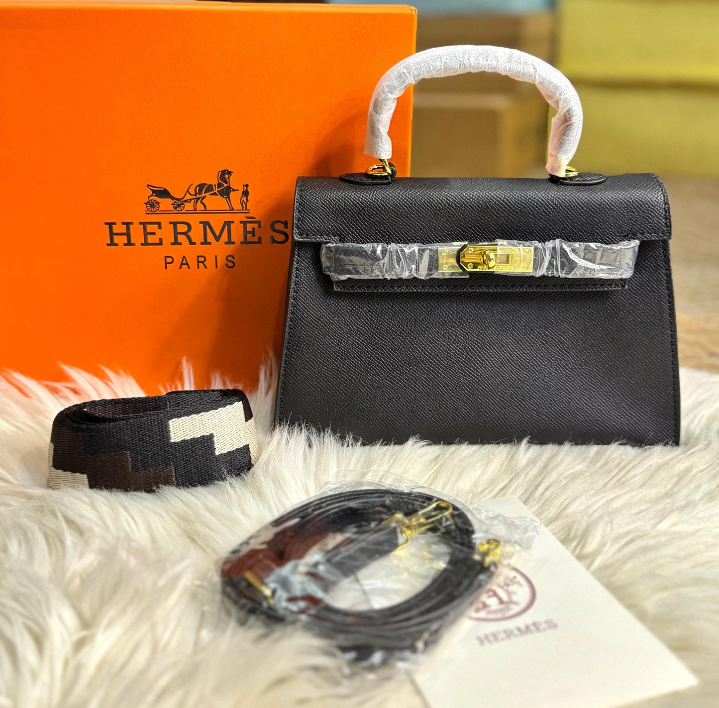 H-E-R-M-È-S Kelly 20 Mini – Elegant PU Leather Women Bag | Premium Quality (Black)