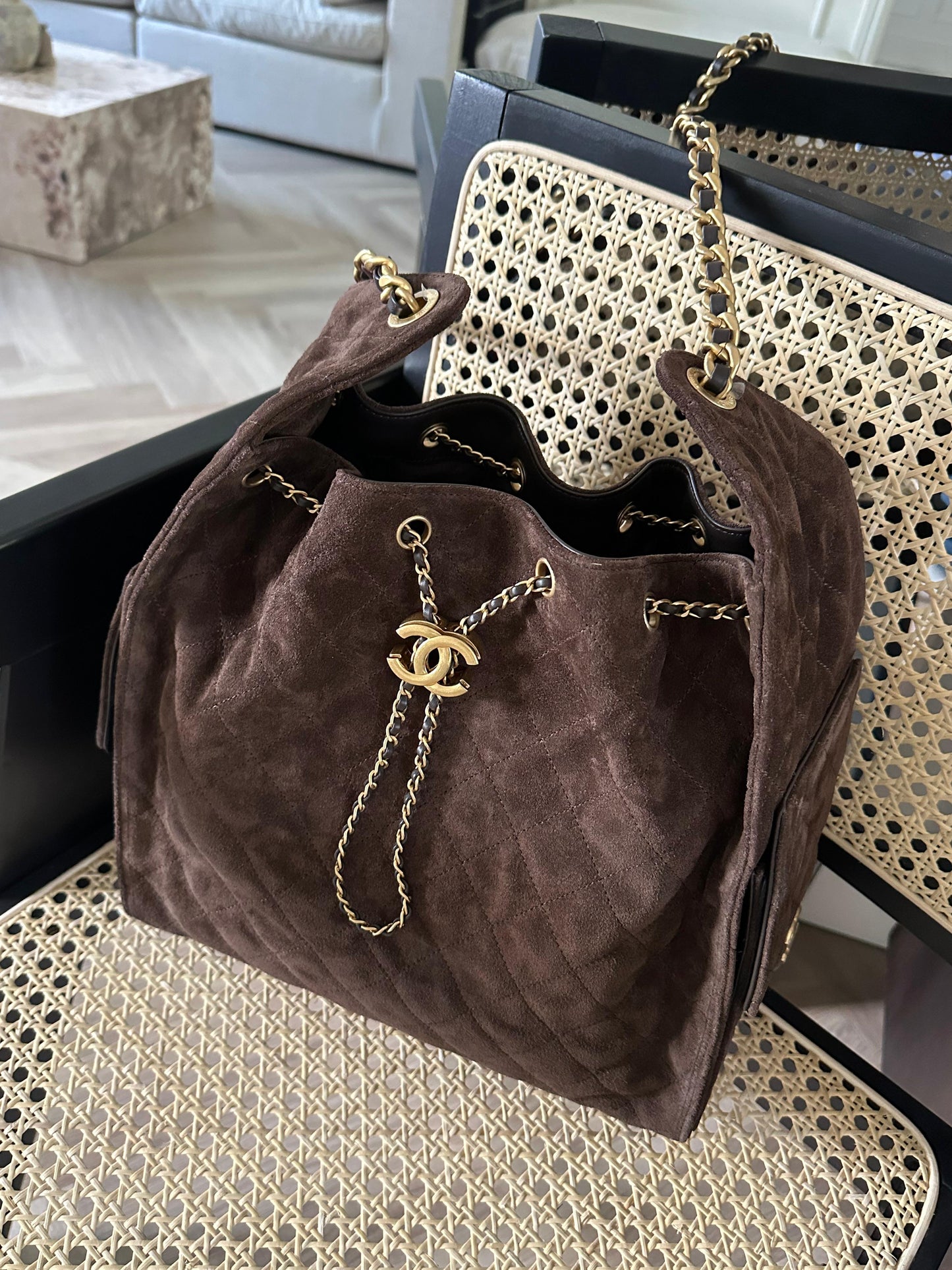 Chanel 25 Medium Handbag Hobo Grained Calfskin & Gold-Tone Metal Brown