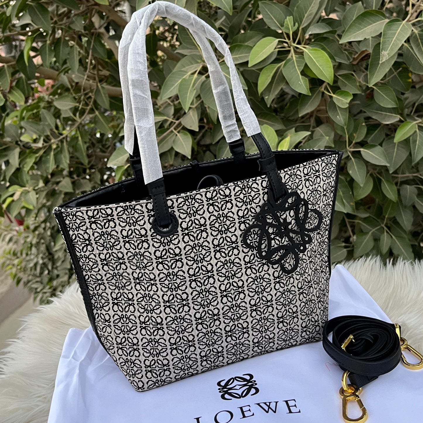 LOEWE Long Belt Tote Bag – Premium Master Quality Women Bag (Black White Desing A)