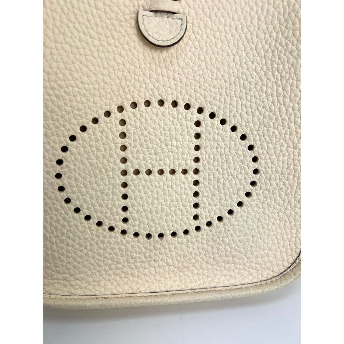 HERMÈS Taurillon Clemence Evelyne TPM Crossbody