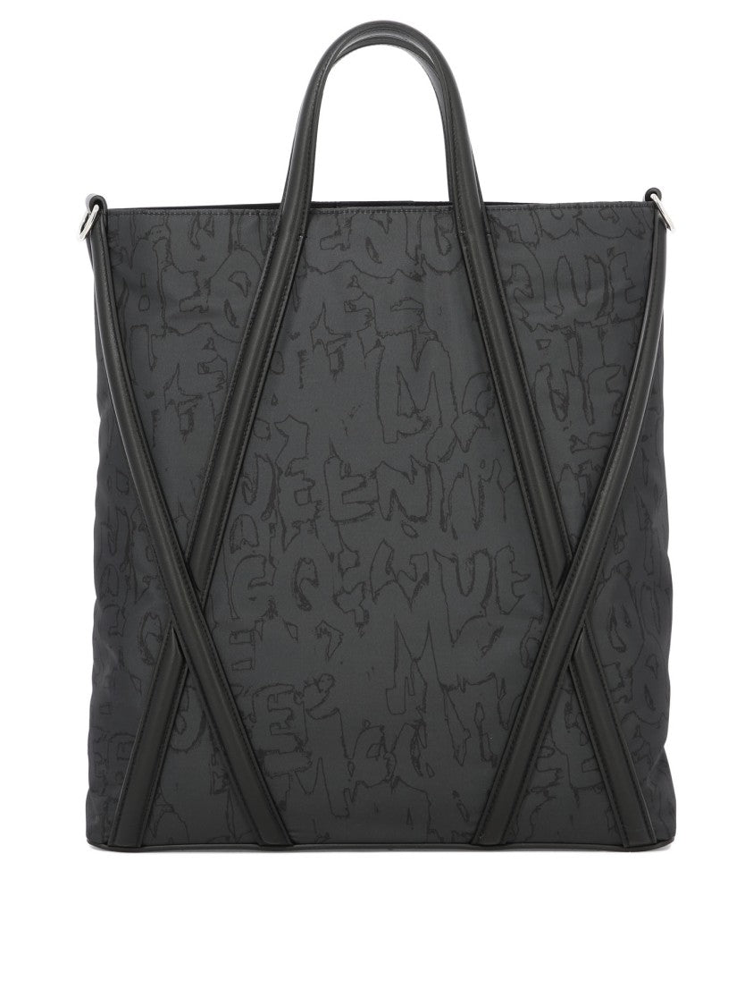 Alexander Mcqueen Sleek Black Shoulder Bag