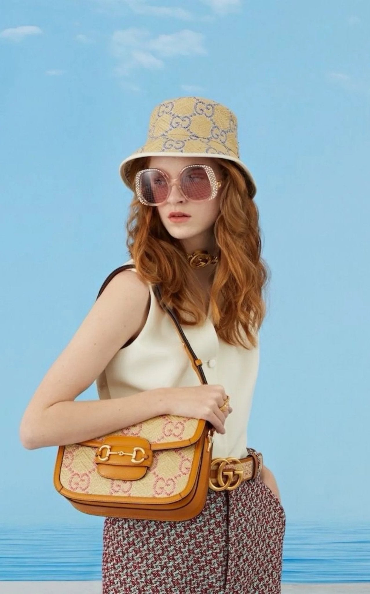 Horsebit 1955 Pink Raffia Shoulder Bag