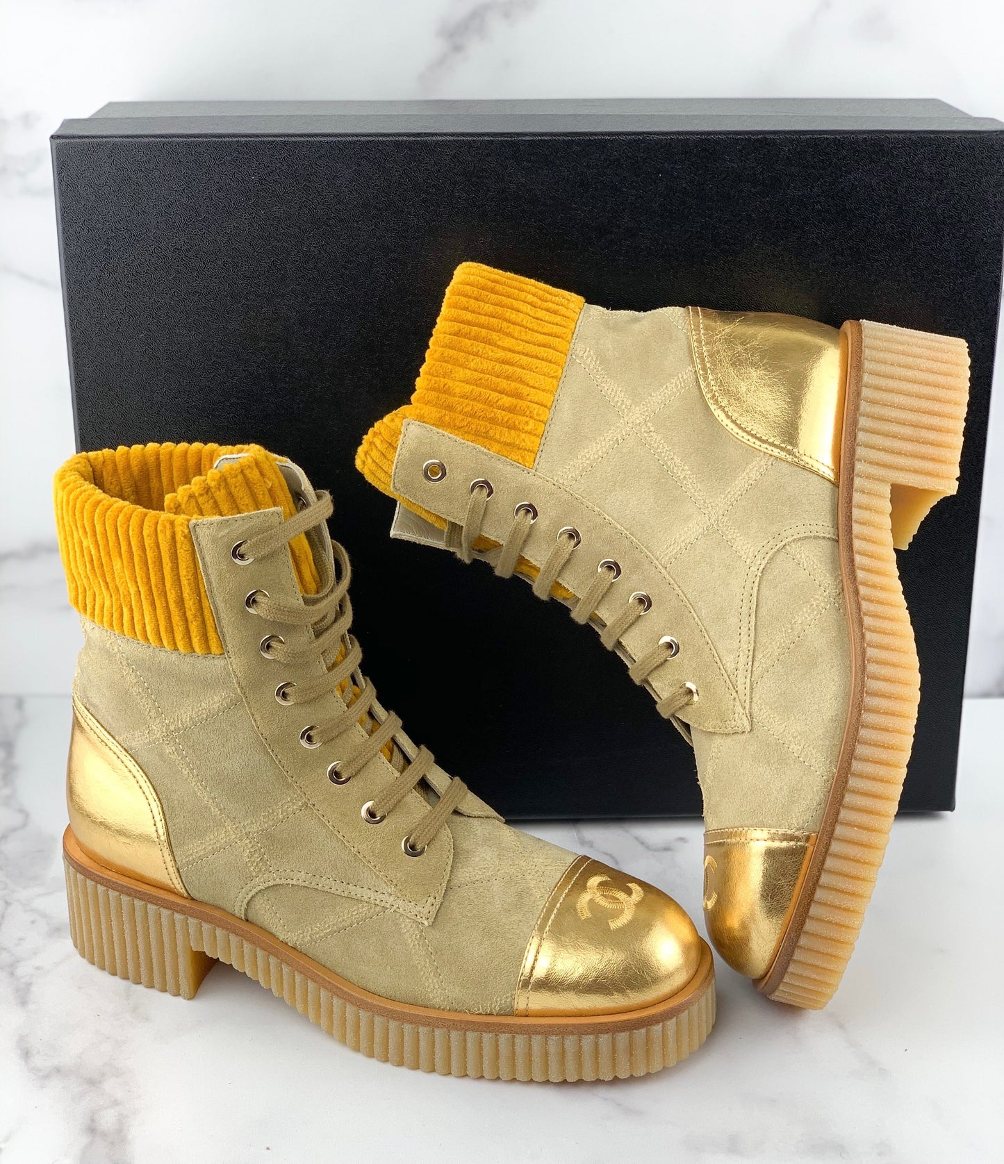 Chanel Lace up suede calfskin boots Beige/ Gold