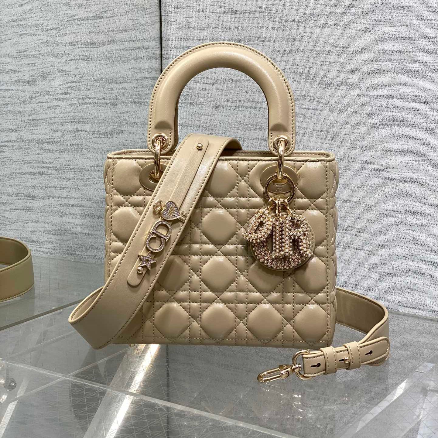 DIOR 25S LADY DIOR BAG 20 IN SAND BEIGE CALFSKIN CHARM PEARL EMBELLISHMENTS