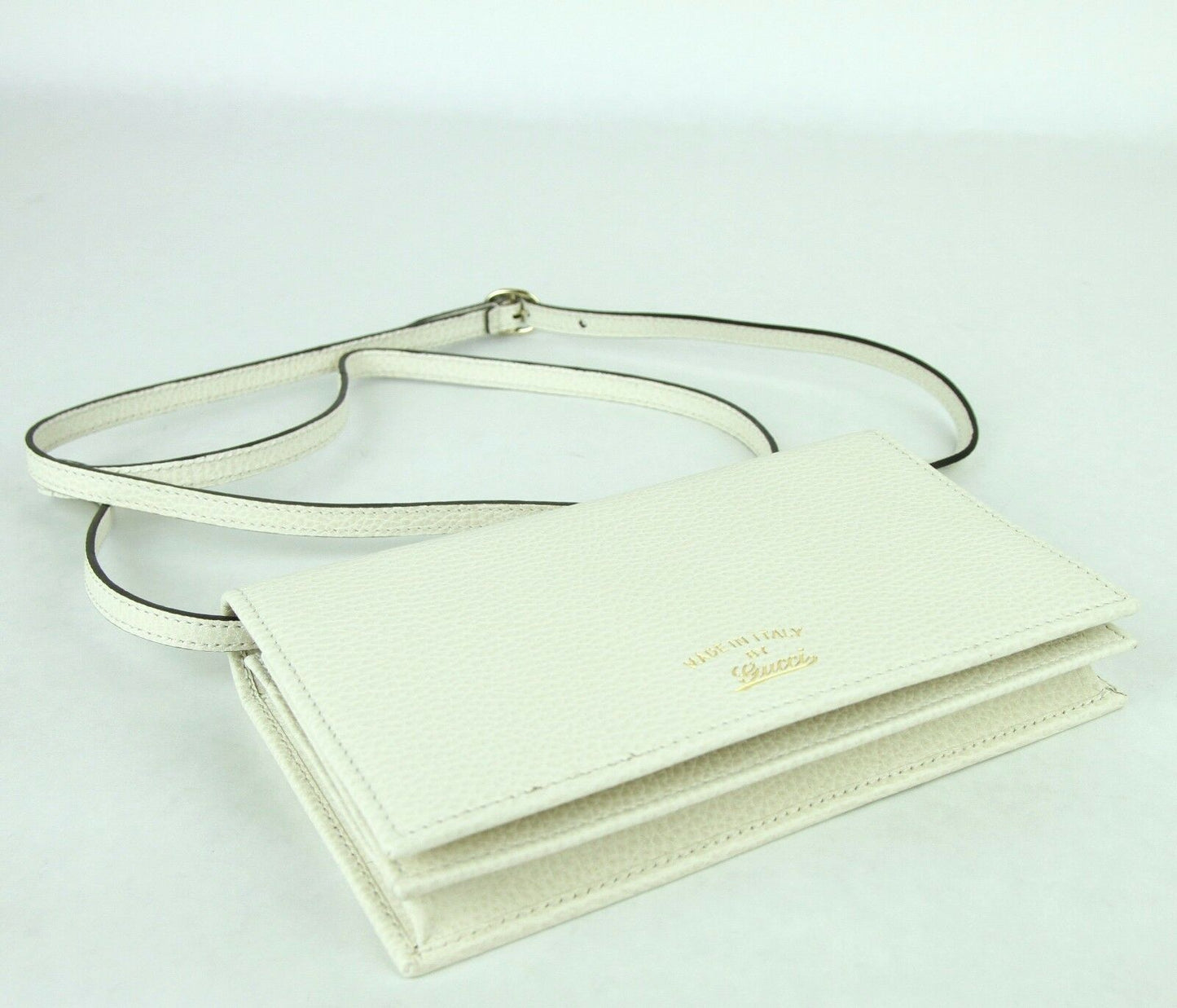 Gucci Women's Creamy White Swing Leather Crossbody Clutch Wallet